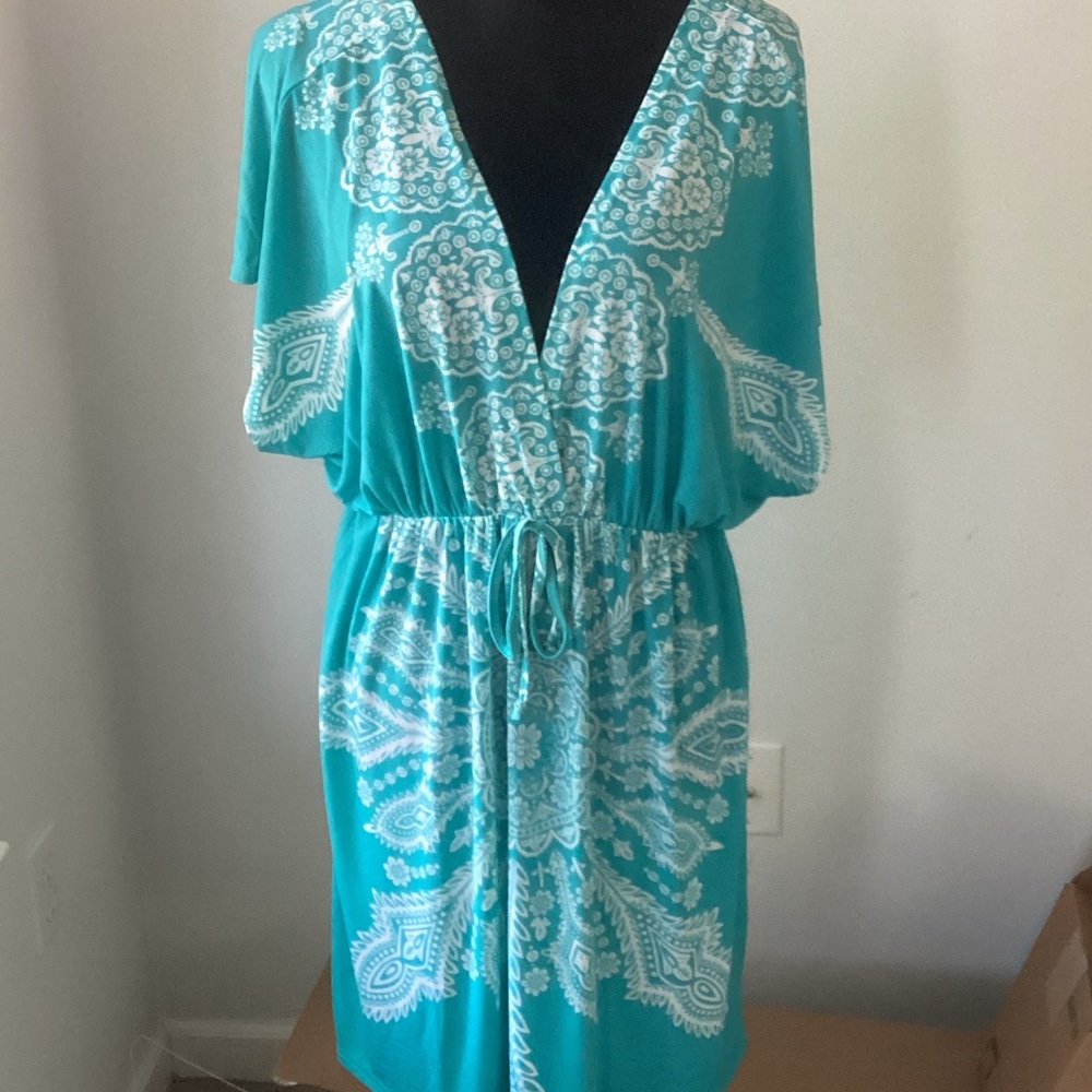 VENUS Swim Coverup